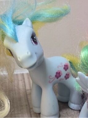 MY LITTLE PONY - RARE BAY BREEZE PONY - COLLECTIBLE